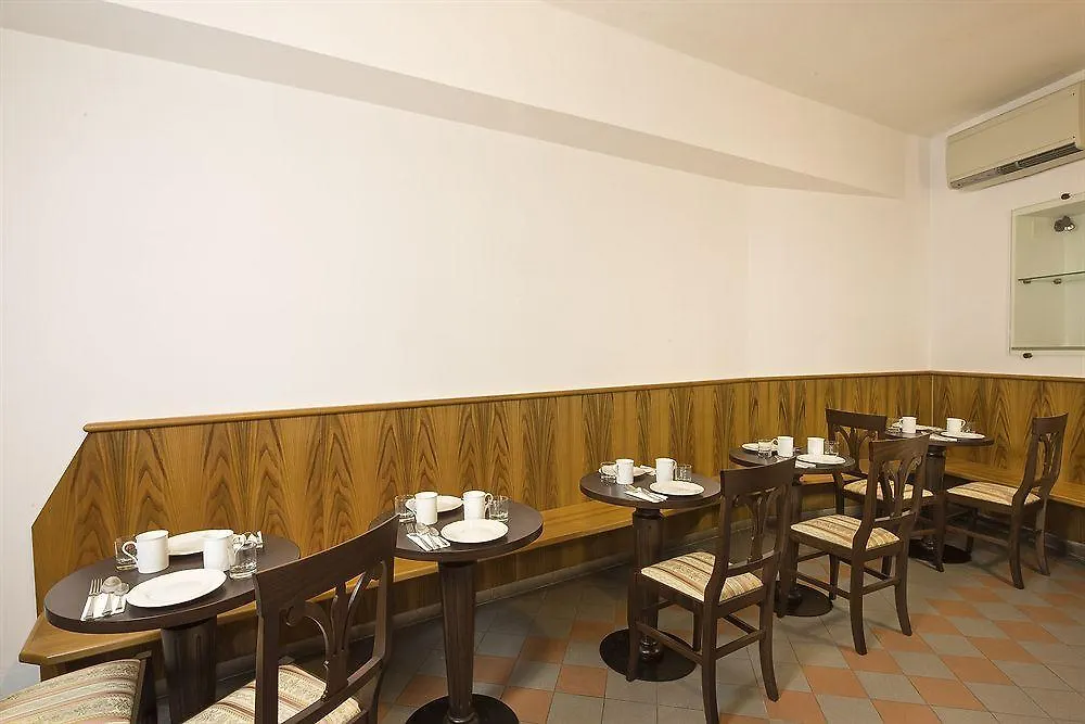 סיינה Piccolo Hotel Etruria
