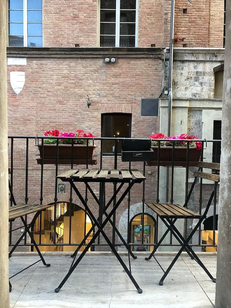 סיינה Piccolo Hotel Etruria