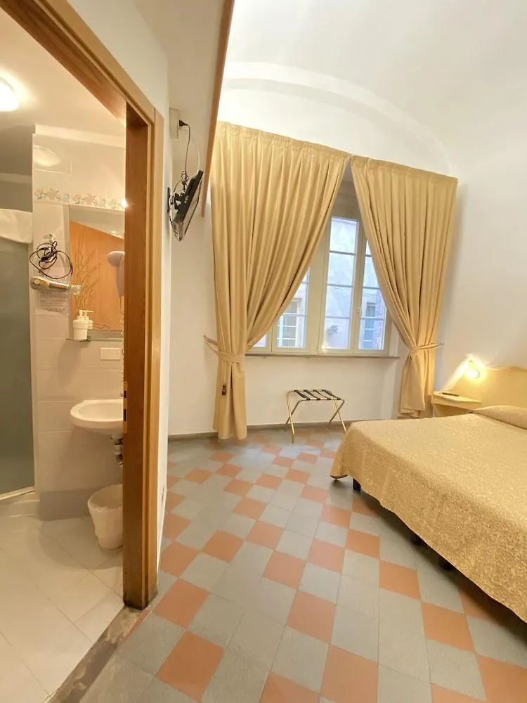 **  Piccolo Hotel Etruria Siena Italy